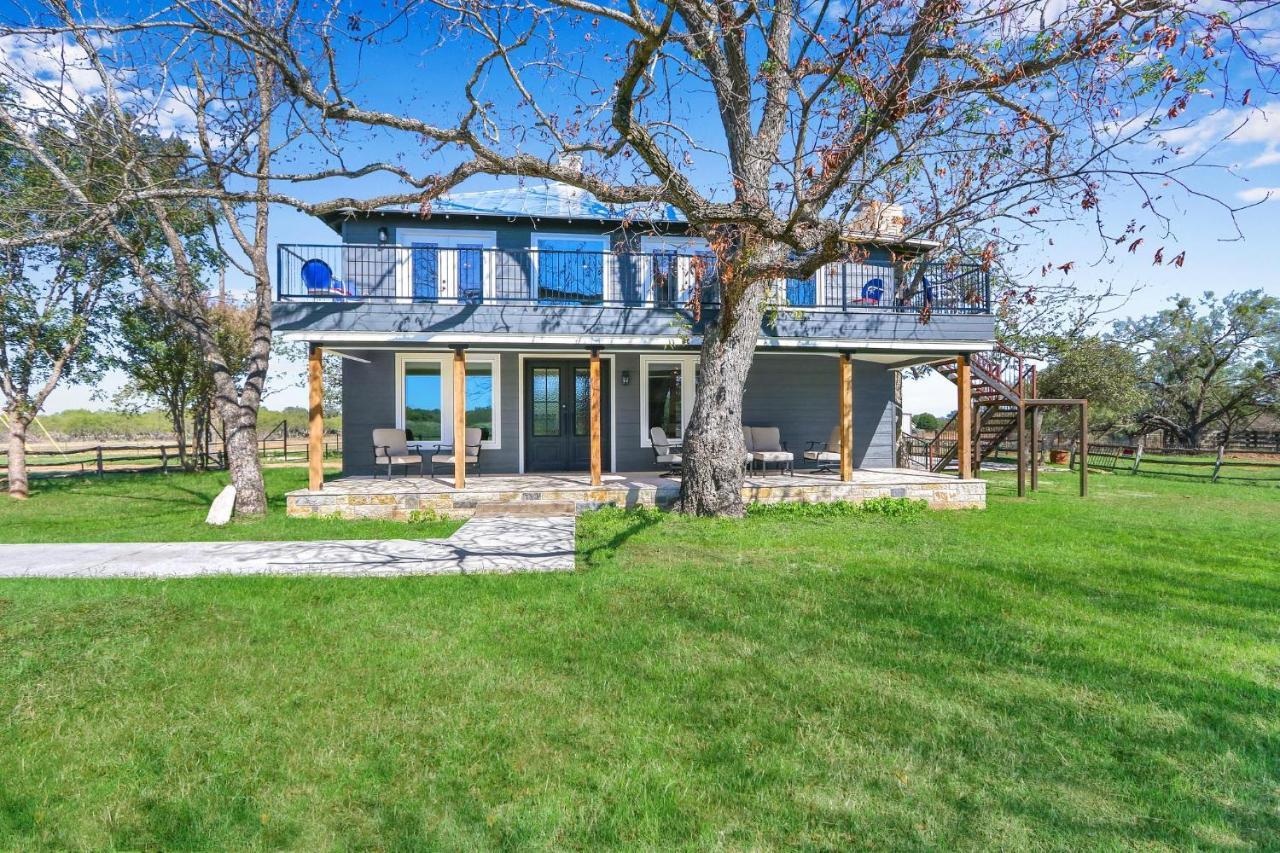 Fred'S Fun House Villa Fredericksburg Exterior photo